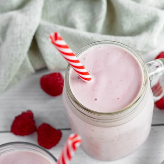 Raspberry Milkshake - Recipe photo by fitandfull
