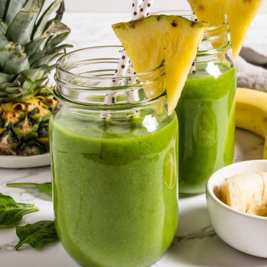 Green Breakfast Smoothie - Recipe photo by The Endless Meal