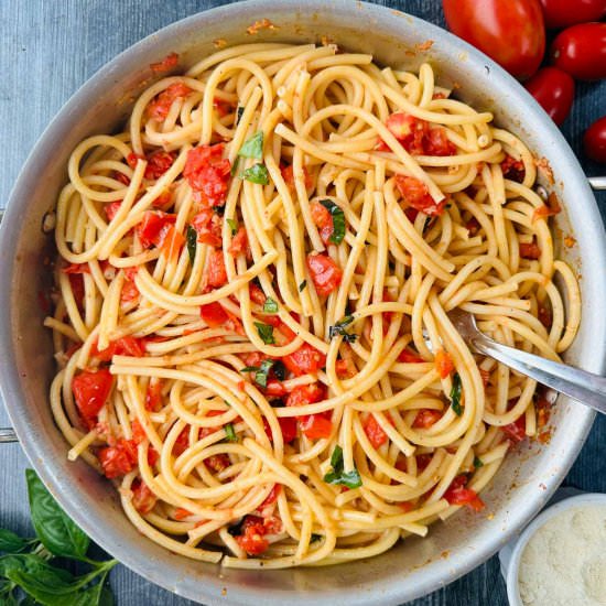 Pasta with Fresh Tomatoes & Basil - Recipe photo by MyLifeCookbook