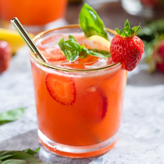 Strawberry Basil Lemonade - Recipe photo by thehealthfulideas