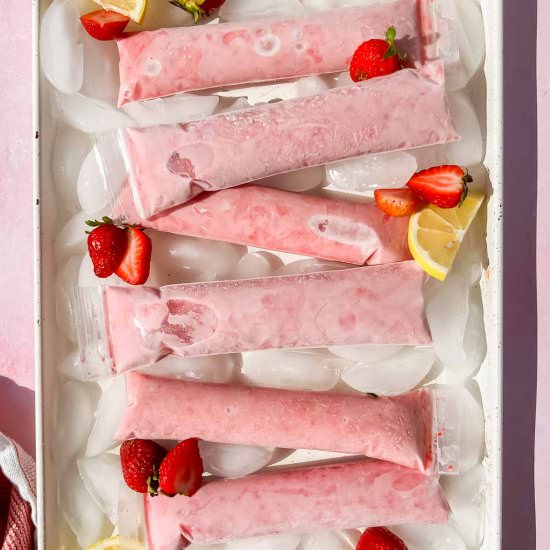 Frozen Yogurt Tubes - Recipe photo by apaigeofpositivity
