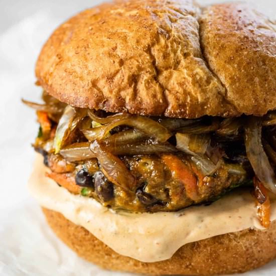 Black Bean Veggie Burger - Recipe photo by The Endless Meal