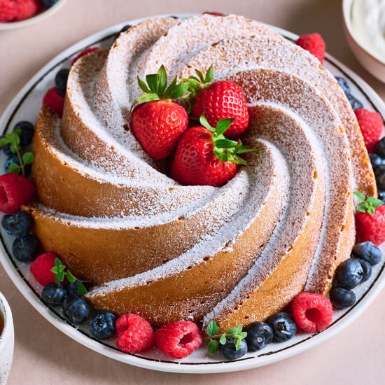 Whipping Cream Cake - Recipe photo by Lemon blossoms