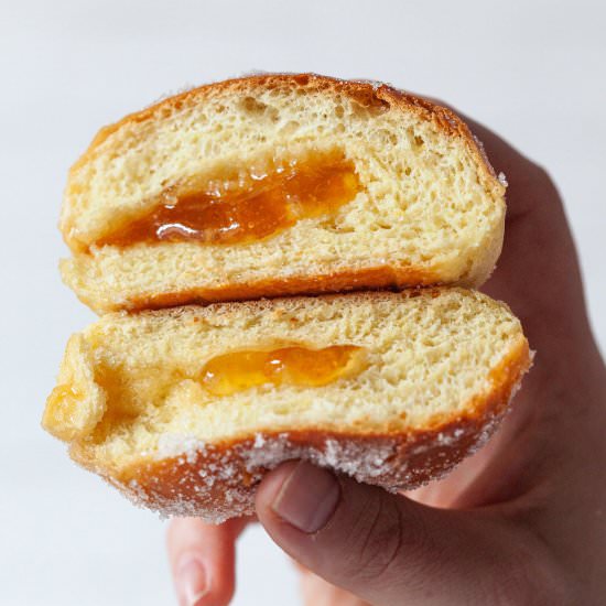 Vegan Baked Berliner Donuts - Recipe photo by vibrantplate