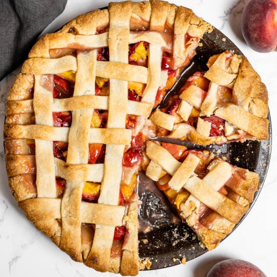 Easy Peach Pie - Recipe photo by The Endless Meal