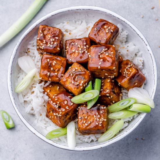 HONEY GARLIC AIR FRYER TOFU - Recipe photo by healthyfitnessmeals