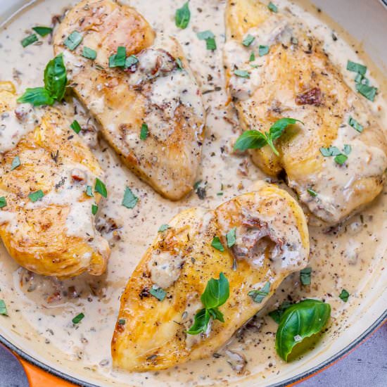 MARRY ME CHICKEN SKILLET - Recipe photo by healthyfitnessmeals
