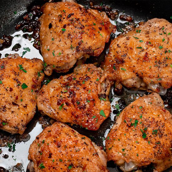 Garlic Butter Chicken Thighs Recipe - Recipe photo by KeyToMyLime