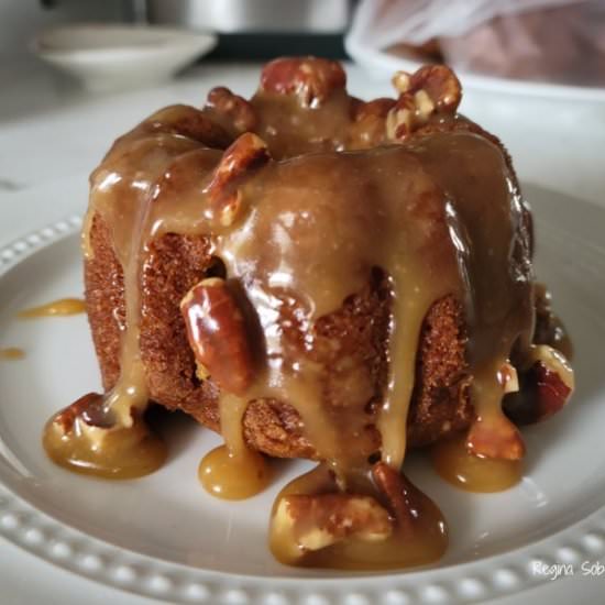 Irresistible Pumpkin Bundt Cake - Recipe photo by regina71