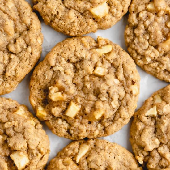 Apple Cinnamon Oatmeal Cookies - Recipe photo by marshasbakingaddiction