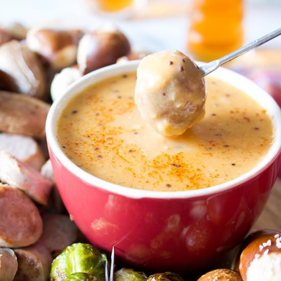 Beer Cheese Fondue - Recipe photo by sipandsanity