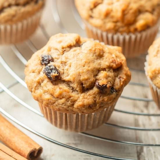 Vegan Applesauce Muffins - Recipe photo by Connoisseurus Veg