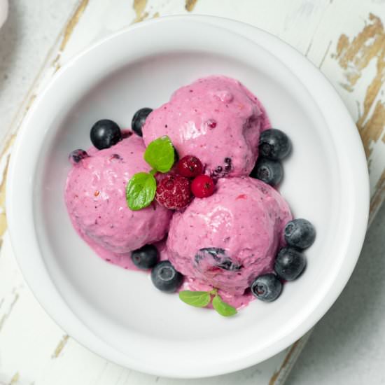 BERRIES COTTAGE CHEESE ICE CREAM - Recipe photo by healthyfitnessmeals