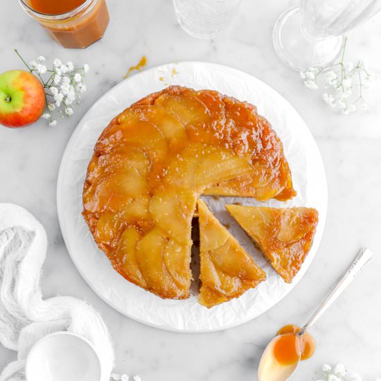 Caramel Apple Upside Down Cake - Recipe photo by bakerstable