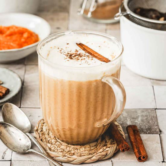 Pumpkin chai latte - Recipe photo by Sweetly Cakes