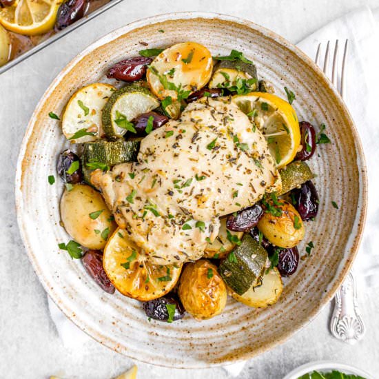 Lemon Chicken Tray Bake - Recipe photo by The Real Food Geek