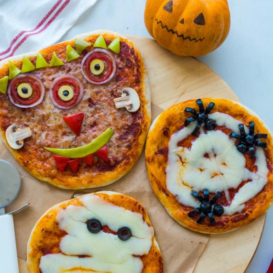 Halloween Pizza - Recipe photo by chocolatesandchai