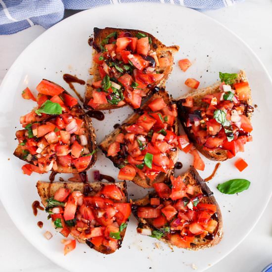 Vegan Bruschetta - Recipe photo by plantbasedjess