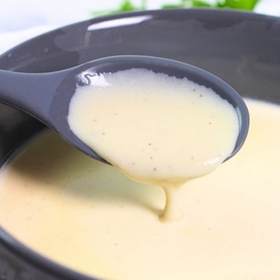 garlic alfredo sauce - Recipe photo by nowcookthis