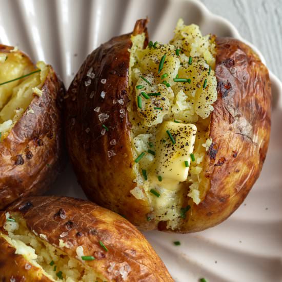 Air Fryer Baked Potato - Recipe photo by Jagrutis Cooking Odyssey