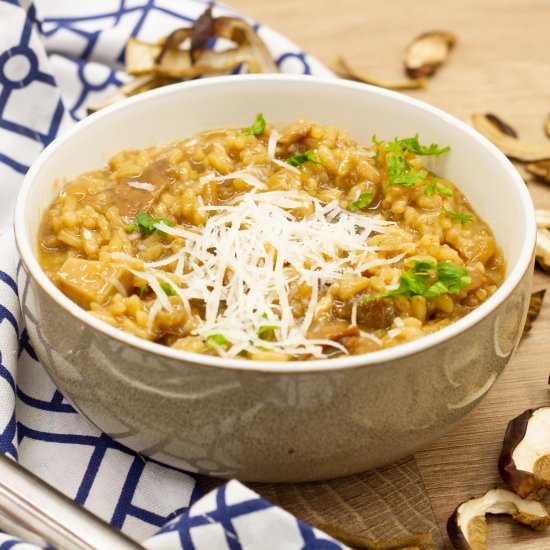 Wild mushroom risotto - Recipe photo by mecooks.com