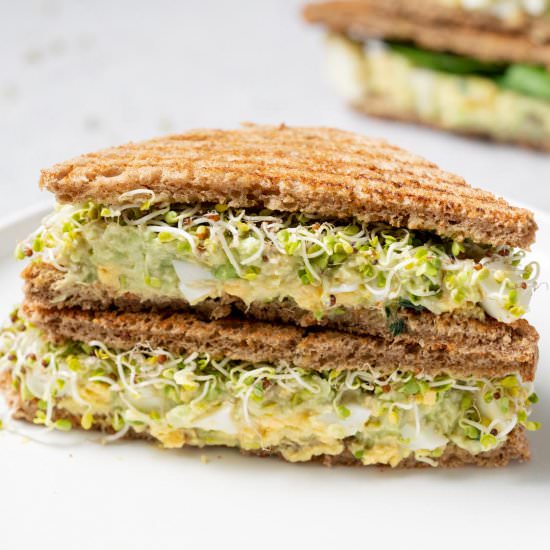 AVOCADO EGG SALAD SANDWICH - Recipe photo by healthyfitnessmeals