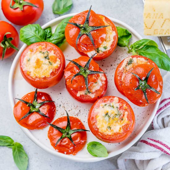 PARMESAN BAKED TOMATOES - Recipe photo by healthyfitnessmeals