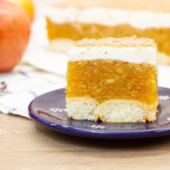 No-bake apple cake - Recipe photo by mecooks.com
