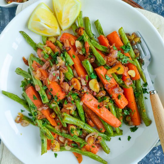 Roasted Green Beans and Carrots - Recipe photo by Sheeba@gohealthy
