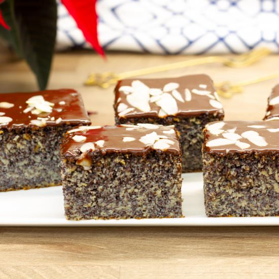 Japanese poppy seed cake - Recipe photo by mecooks.com