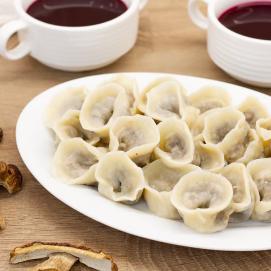 Uszka dumplings - Recipe photo by mecooks.com