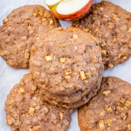 APPLE OATMEAL COOKIES - Recipe photo by healthyfitnessmeals