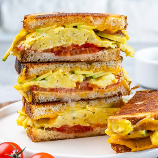 BREAKFAST EGG SANDWICH - Recipe photo by healthyfitnessmeals