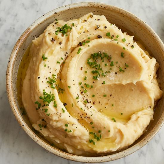 Vegan Mashed Potatoes (no butter) - Recipe photo by budgetfriendlyvegan