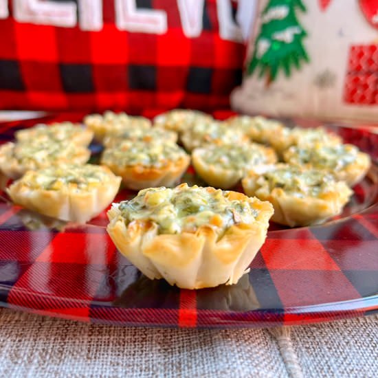 Spinach Dip Cups - Recipe photo by theyummymuffin02