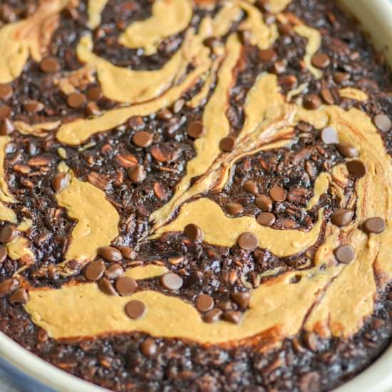 Chocolate Peanut Butter Baked Oats - Recipe photo by earthly provisions