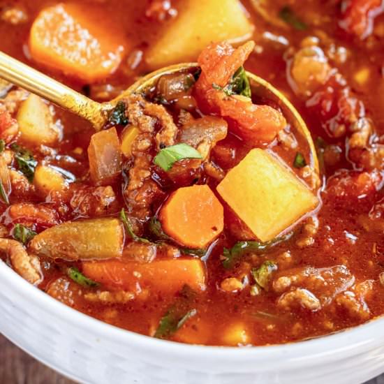 Hamburger Vegetable Soup - Recipe photo by KyleeCooks