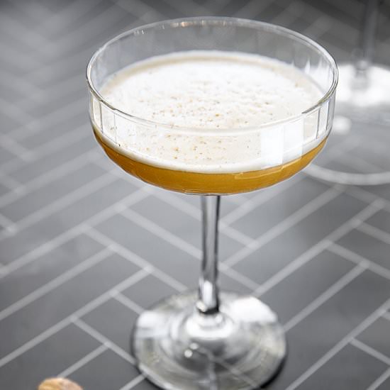 Eggless Nog Flip Cocktail - Recipe photo by BitterSweet