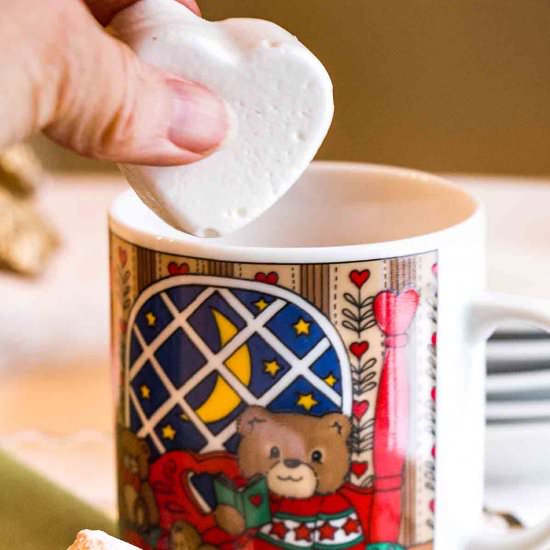 Homemade Artisanal Marshmallows - Recipe photo by iwilkerson