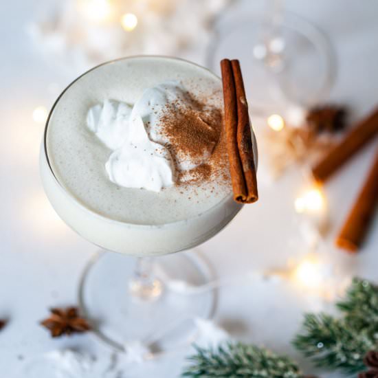 10-minute Easy Vegan Eggnog - Recipe photo by vibrantplate