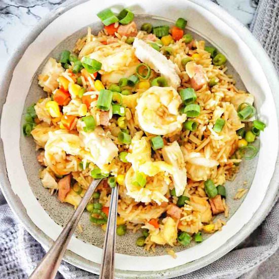 Shrimp And Chicken Fried Rice - Recipe photo by SweetCaramelSunday