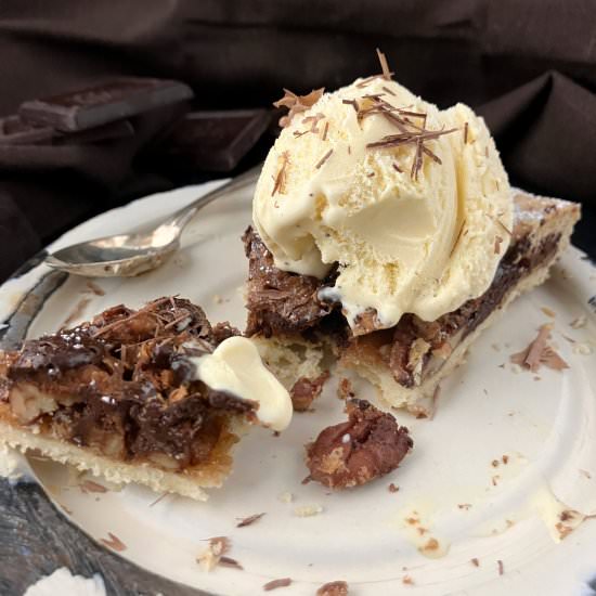 Caramel Pecan Spelt Galette - Recipe photo by thespeltkitchen