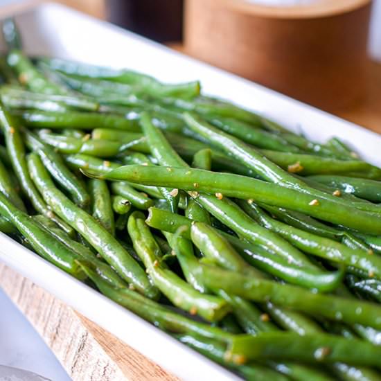 Easy French Green Beans with Garlic - Recipe photo by sipandsanity