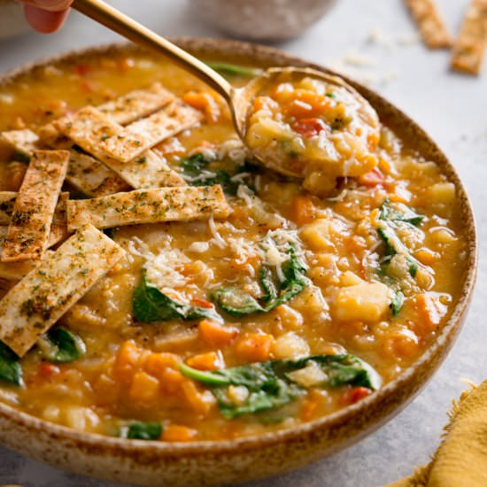 Slow Cooker Lentil Soup - Recipe photo by KitchenSanctuary