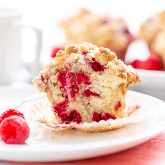 Raspberry Muffins with Streusel Top - Recipe photo by Savingroomfordessert