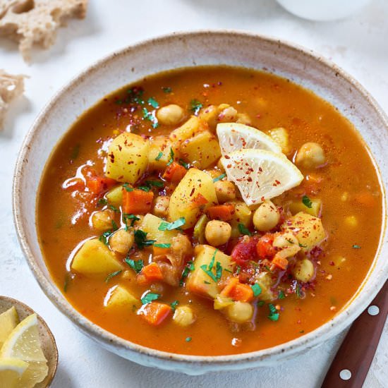 Mediterranean Style Chickpea Soup - Recipe photo by Lemon blossoms
