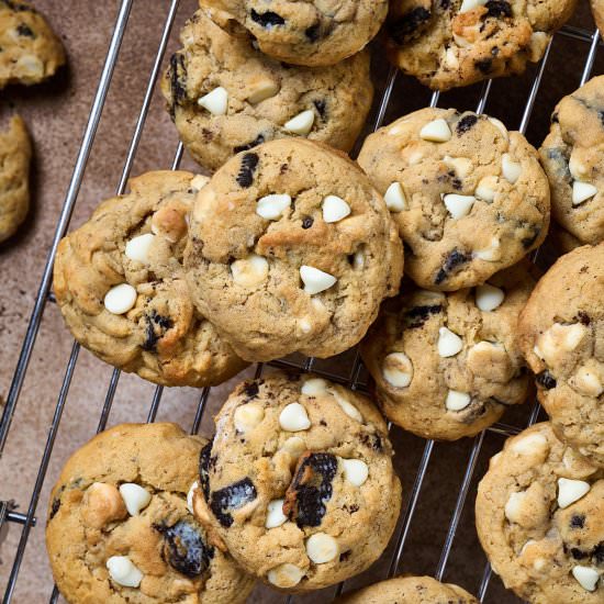 Cookies and Cream Cookies - Recipe photo by Lemon blossoms