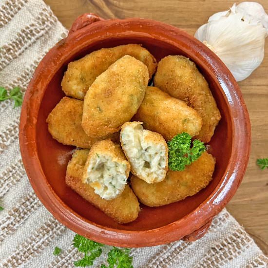 Spanish Cod Croquettes - Recipe photo by Spain on a Fork