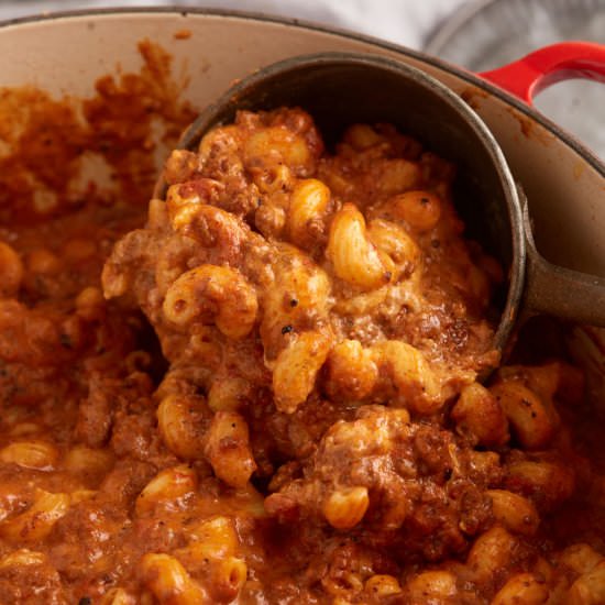 Mac and Cheese with Chili - Recipe photo by Barbara Curry