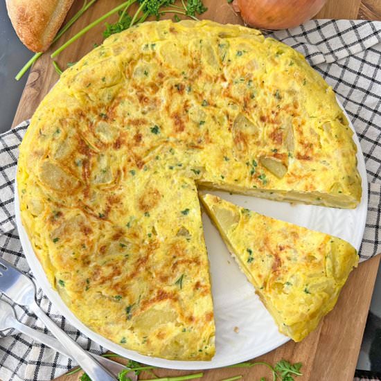 Spanish Omelette with Cheese - Recipe photo by Spain on a Fork